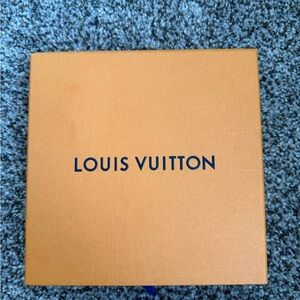 Louis Vuitton Empty Gift Box Small/Medium Authentic Packaging